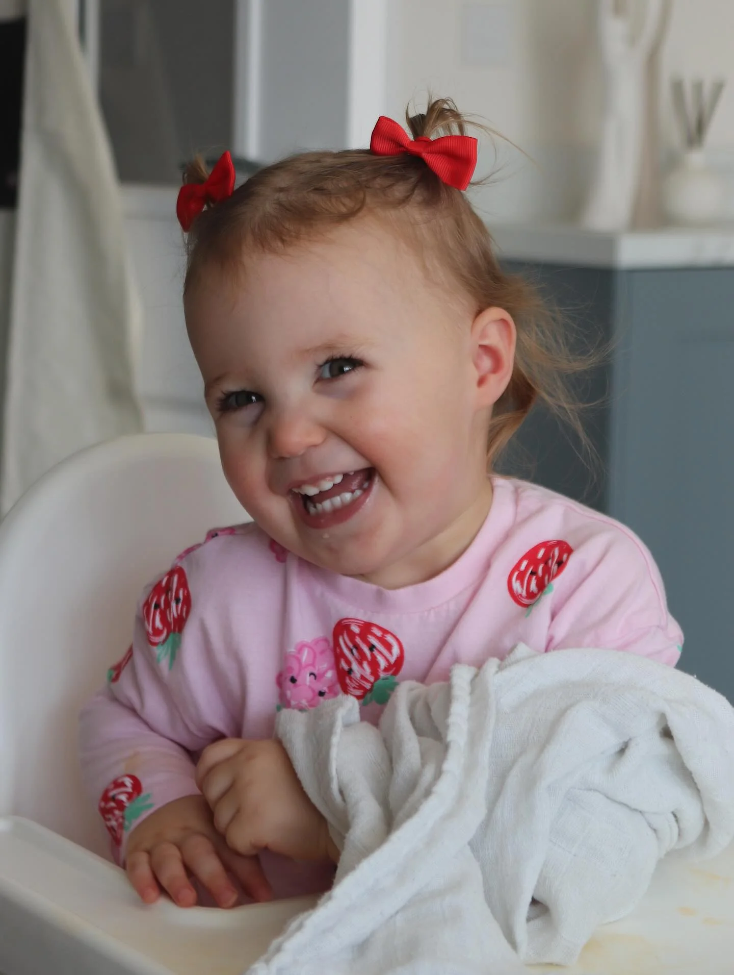 Alternative child portrait with creative lighting